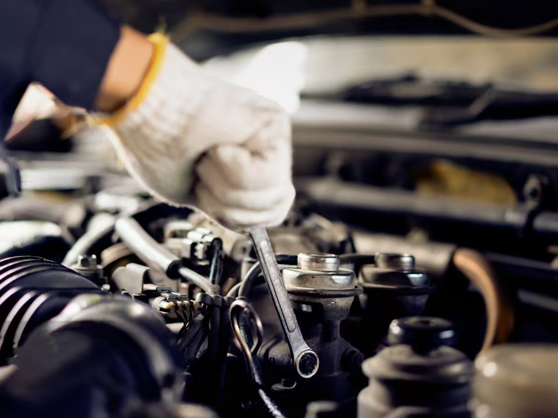 1739159059796429.jpg 修车31.jpg